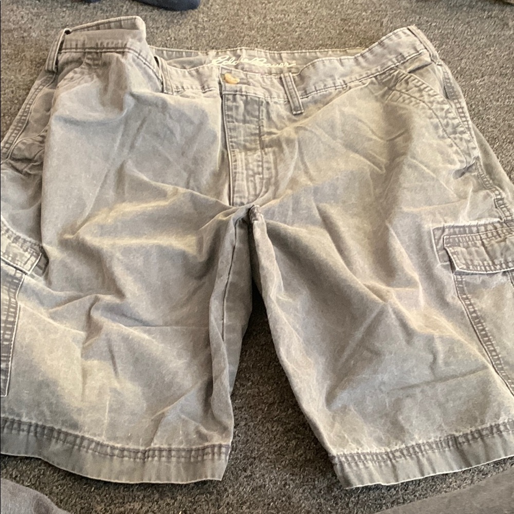Men's Gray Cargo Shorts Eddie Bauer 42